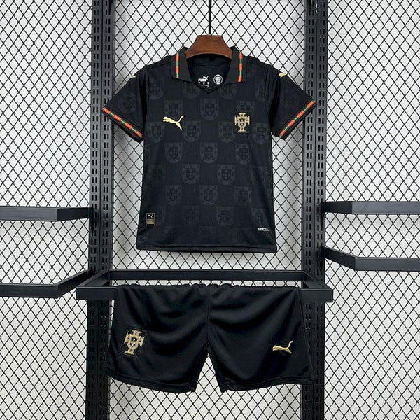 Maillot Enfant Portugal Edition "Armoiries Noires" 2016/2028