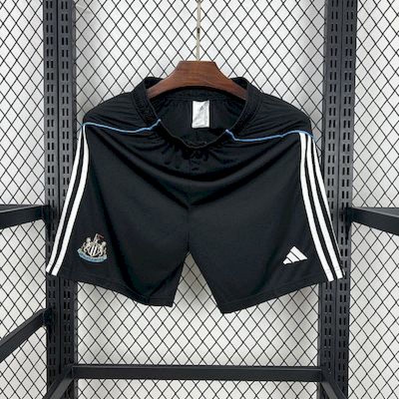 Short Newcastle Domicile 2025/2026