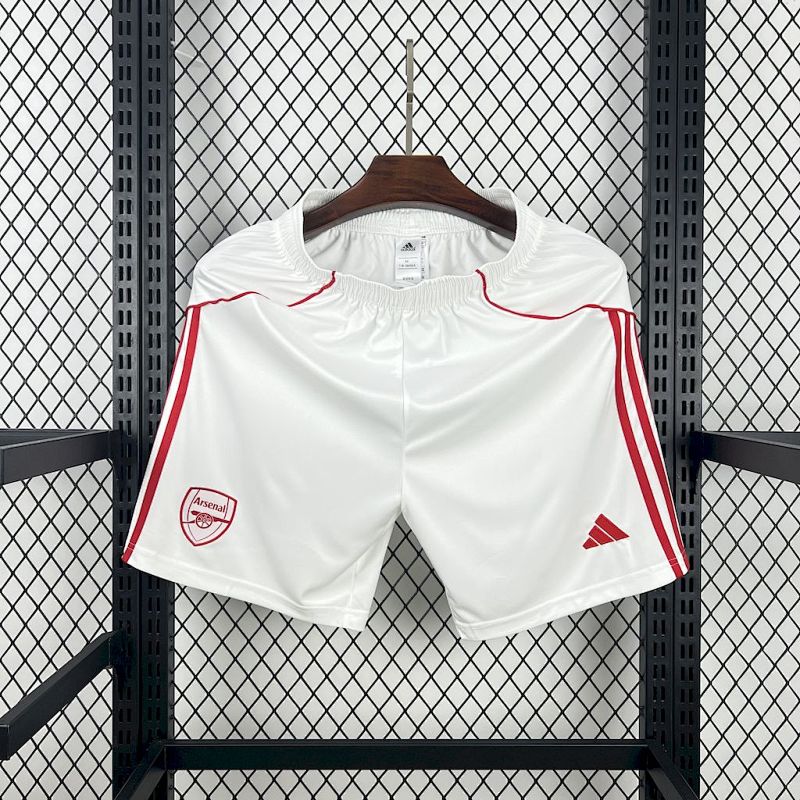 Short Arsenal Domicile 2025