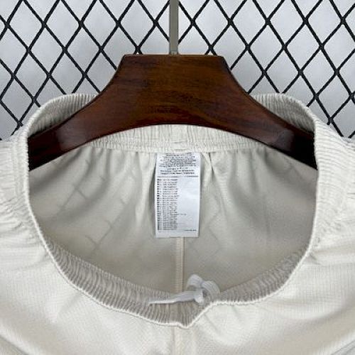Short Chelsea Extérieur 2025