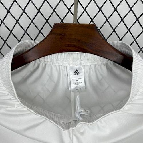 Short Ajax Domicile 2025