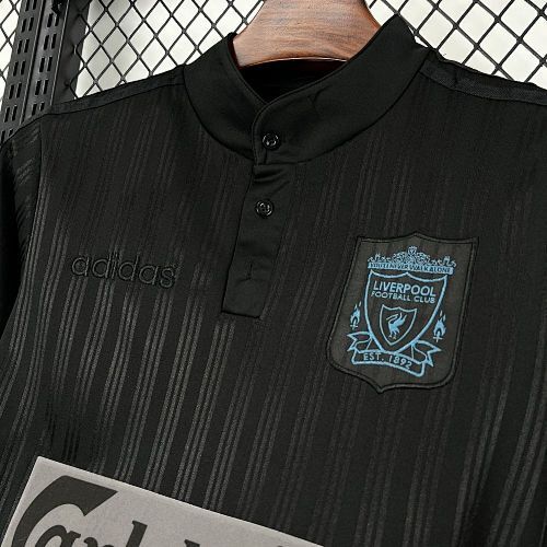 Maillot Liverpool Rétro Concept "Noir Rayures" 1995/1996 — vue 4