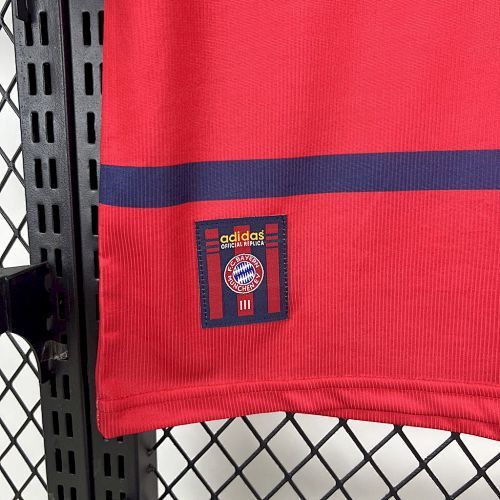 Maillot Bayern Munich Rétro Domicile 1998/1999 — vue 4
