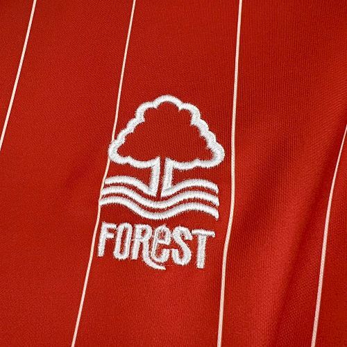 Maillot Nottingham Forest Rétro Concept "Rayures Blanches" 1982/1984 — vue 4