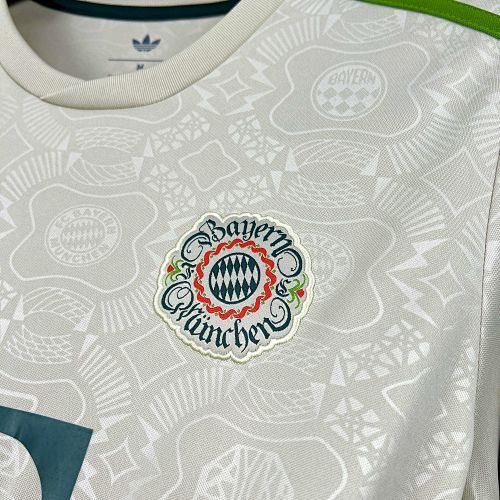 Maillot Bayern Munich Manches Longues Concept "Oktoberfest" 2025/2026 — vue 5