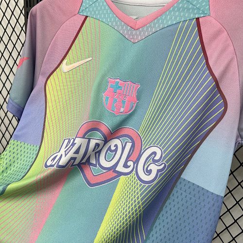 Maillot FC Barcelone Concept "Karol" 2025/2026 — vue 5