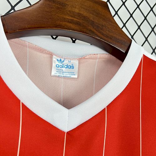 Maillot Nottingham Forest Rétro Concept "Rayures Blanches" 1982/1984 — vue 7