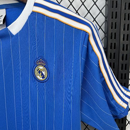 Maillot Real Madrid Concept "Terrace Icons" 2025/2026 — vue 7