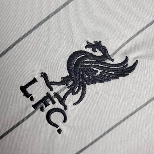 Maillot Liverpool Rétro Fourth 2021/2022 — vue 8