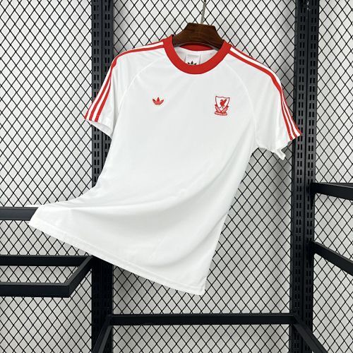 Maillot Liverpool Concept "Originals Terrace Icons" 2026/2027 — vue 8