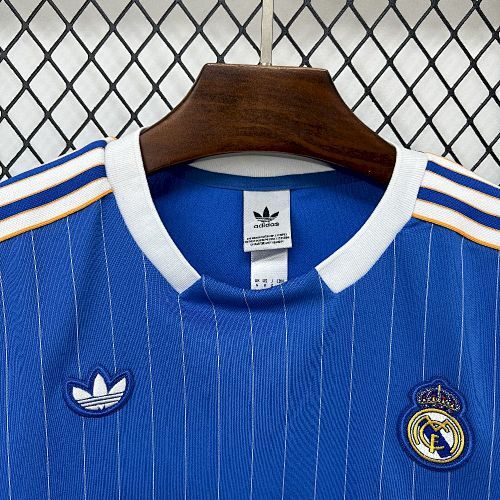 Maillot Real Madrid Concept "Terrace Icons" 2025/2026 — vue 9