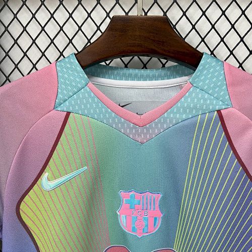Maillot FC Barcelone Concept "Karol" 2025/2026 — vue 9
