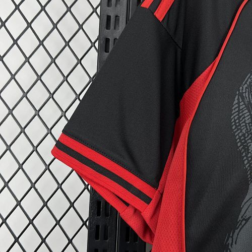 Maillot Benfica Edition "Aigle Noir" 2025/2026 — vue 10