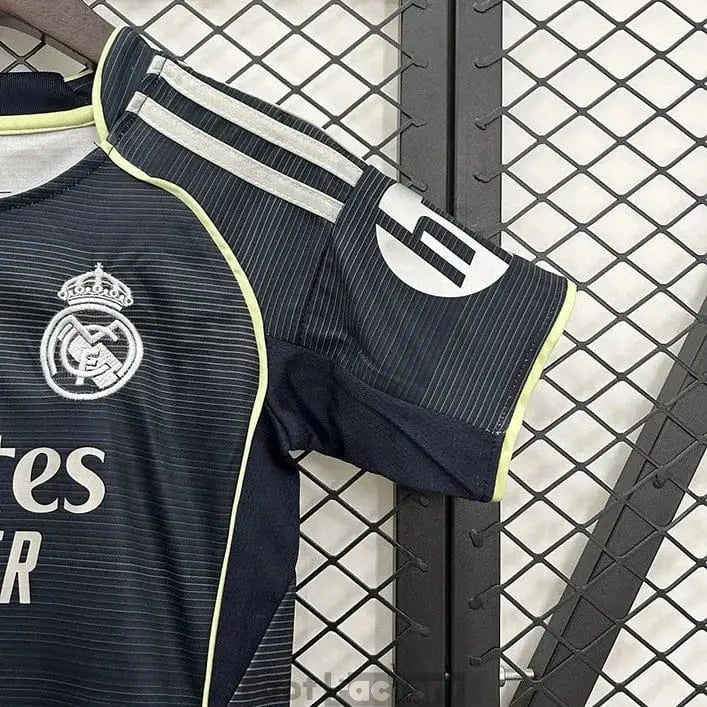 Maillot Enfant Real Madrid Extérieur 2025/2026 SHOPIFOOT