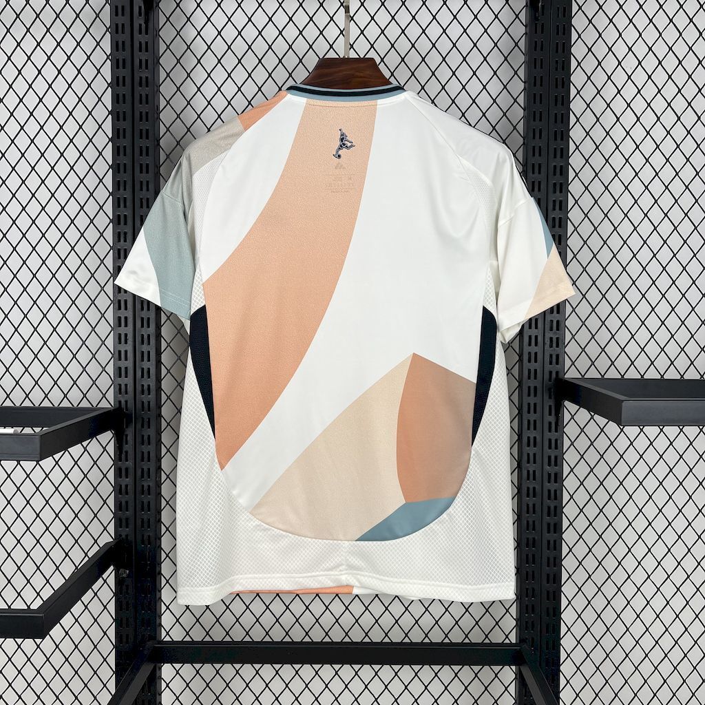 Japan Home Jersey 2025/2026