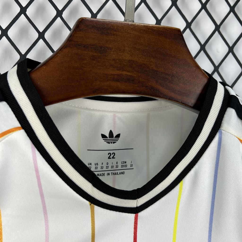 Maillot Enfant Japon Extérieur Coupe Du Monde 2026 — vue 4