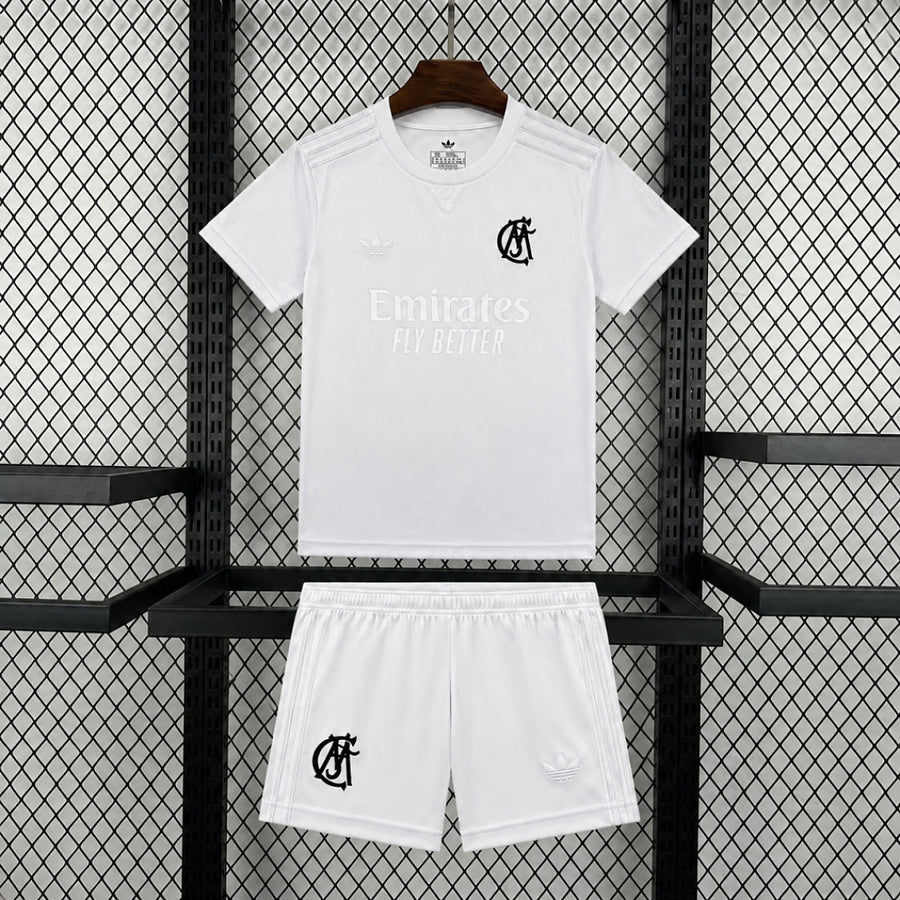 Maillot Enfant Real Madrid Concept "125th Anniversary Size：16" 2026/2027