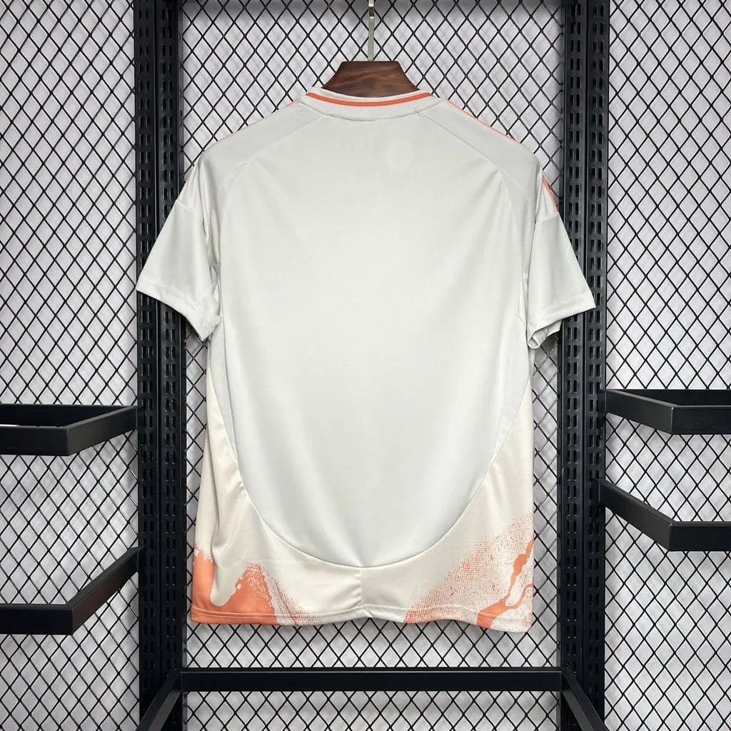 Maillot-AS-Roma-Extérieur-2024-2025-_4_ Maillot AS Roma Extérieur 2024/2025 – Image 2