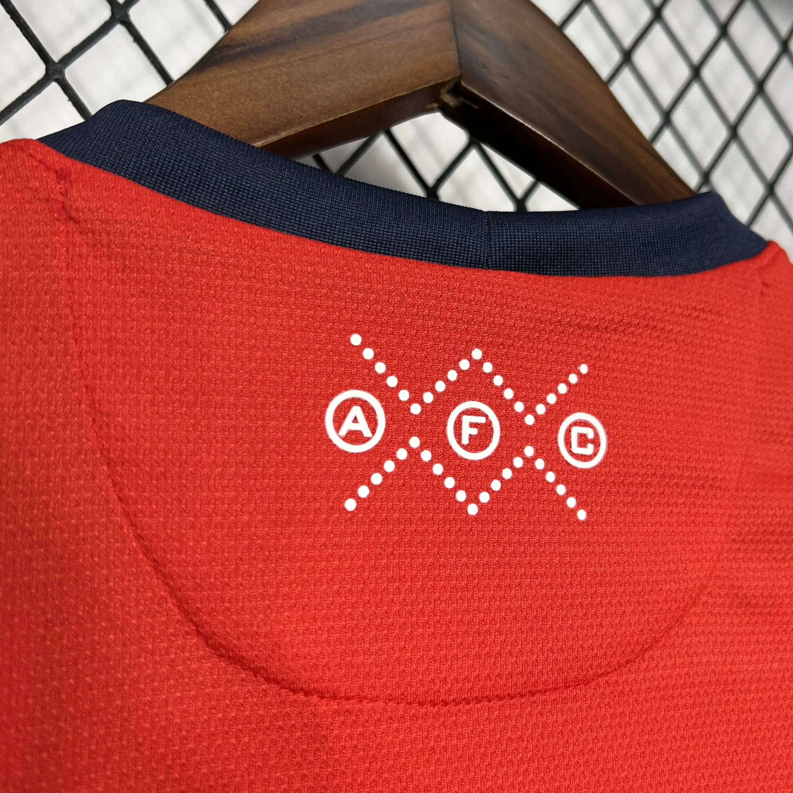 Maillot-Arsenal-Retro-Domicile-2012-2013-_3_ Maillot Retro Arsenal Domicile 2012/2013 – Image 6