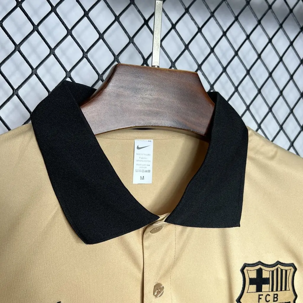 Maillot Barcelone Concept "Polo Gold" 2024/2025 Maillot Barcelone Concept "Polo Gold" 2024/2025