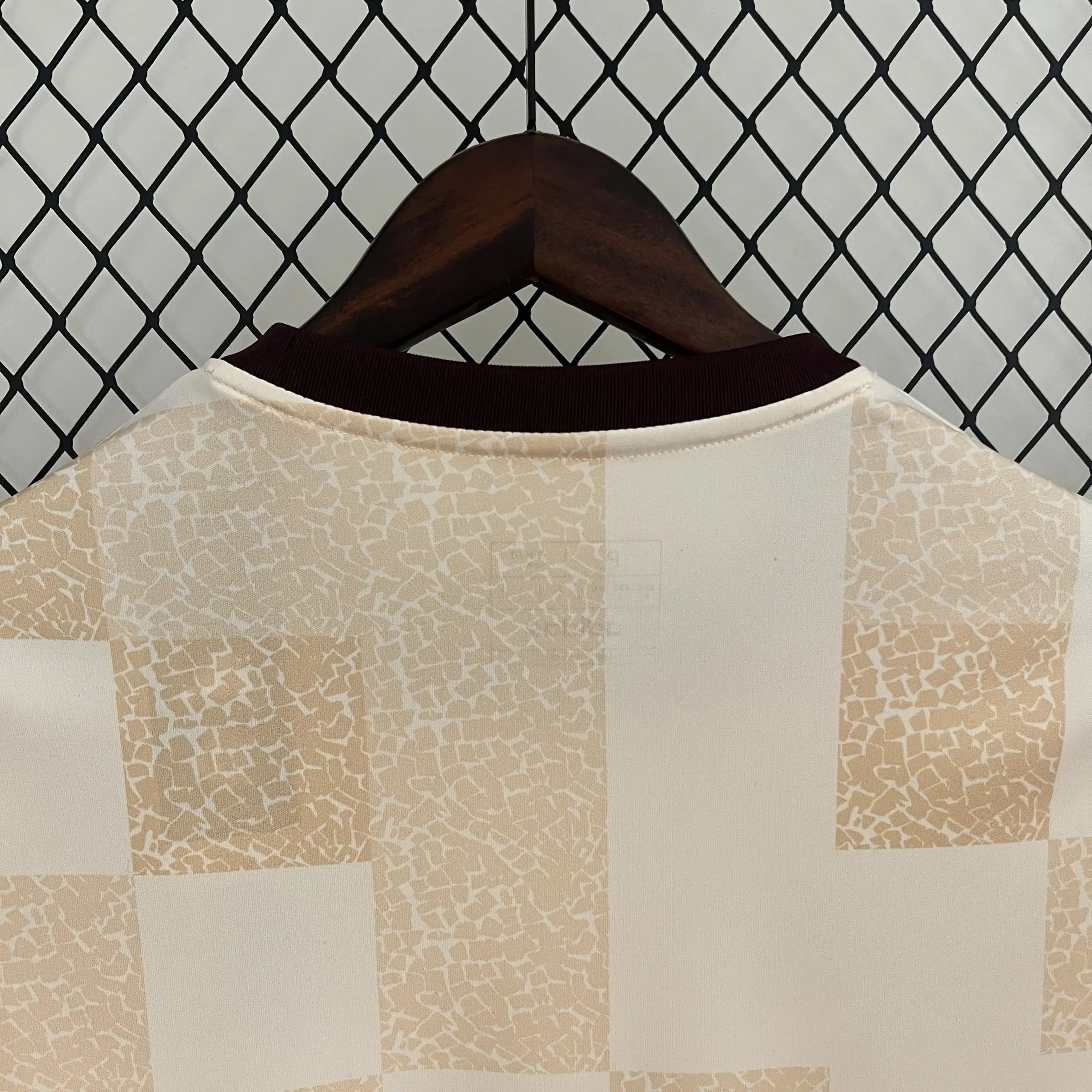 Maillot-Flamengo-Entrainement-2024-2025-_4_ Maillot Flamengo Entrainement 2024/2025 – Image 6