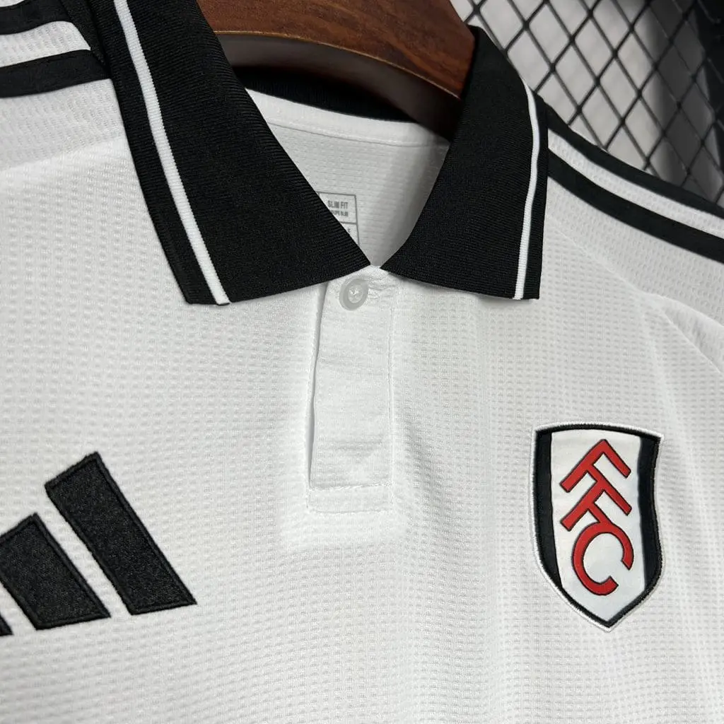 Maillot-Fulham-Domicile-2024-2025-_3_ Maillot Fulham Domicile 2024/2025 – Image 5