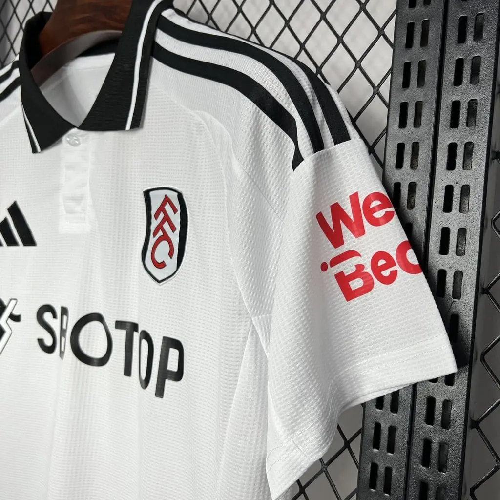 Maillot-Fulham-Domicile-2024-2025-_6_ Maillot Fulham Domicile 2024/2025 – Image 4