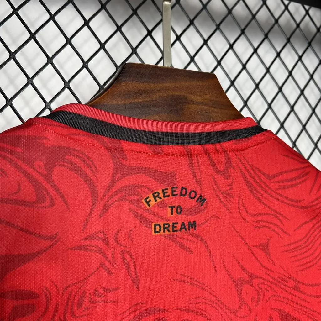 Maillot Inter Miami Concept Red Summer 2024-2025 (6) Maillot Inter Miami Concept "Red Summer" 2024/2025 – Image 6