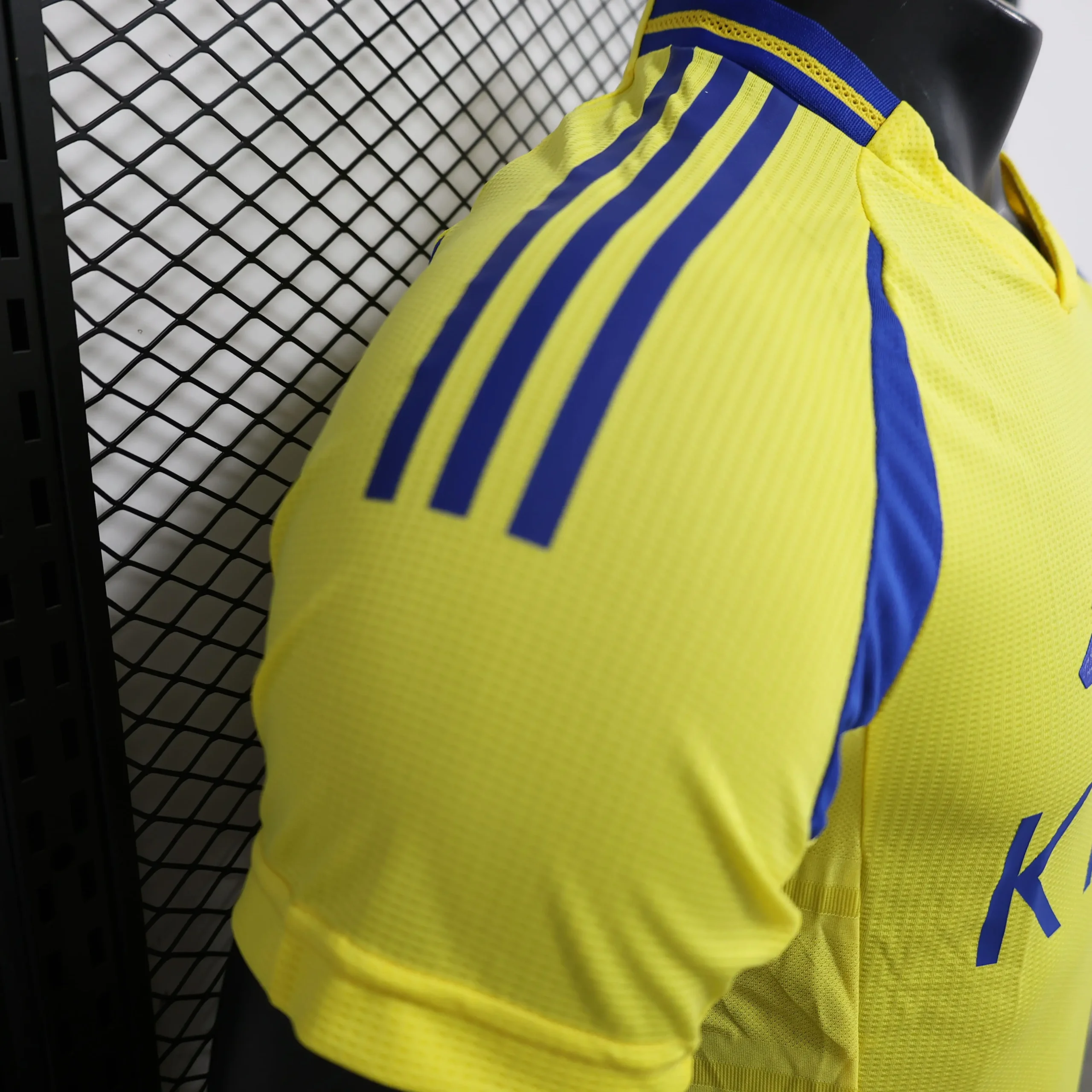 Maillot-Match-Al-Nassr-Domicile-2024-2025-_2_ Maillot Joueur Al-Nassr Domicile 2024/2025 – Image 5