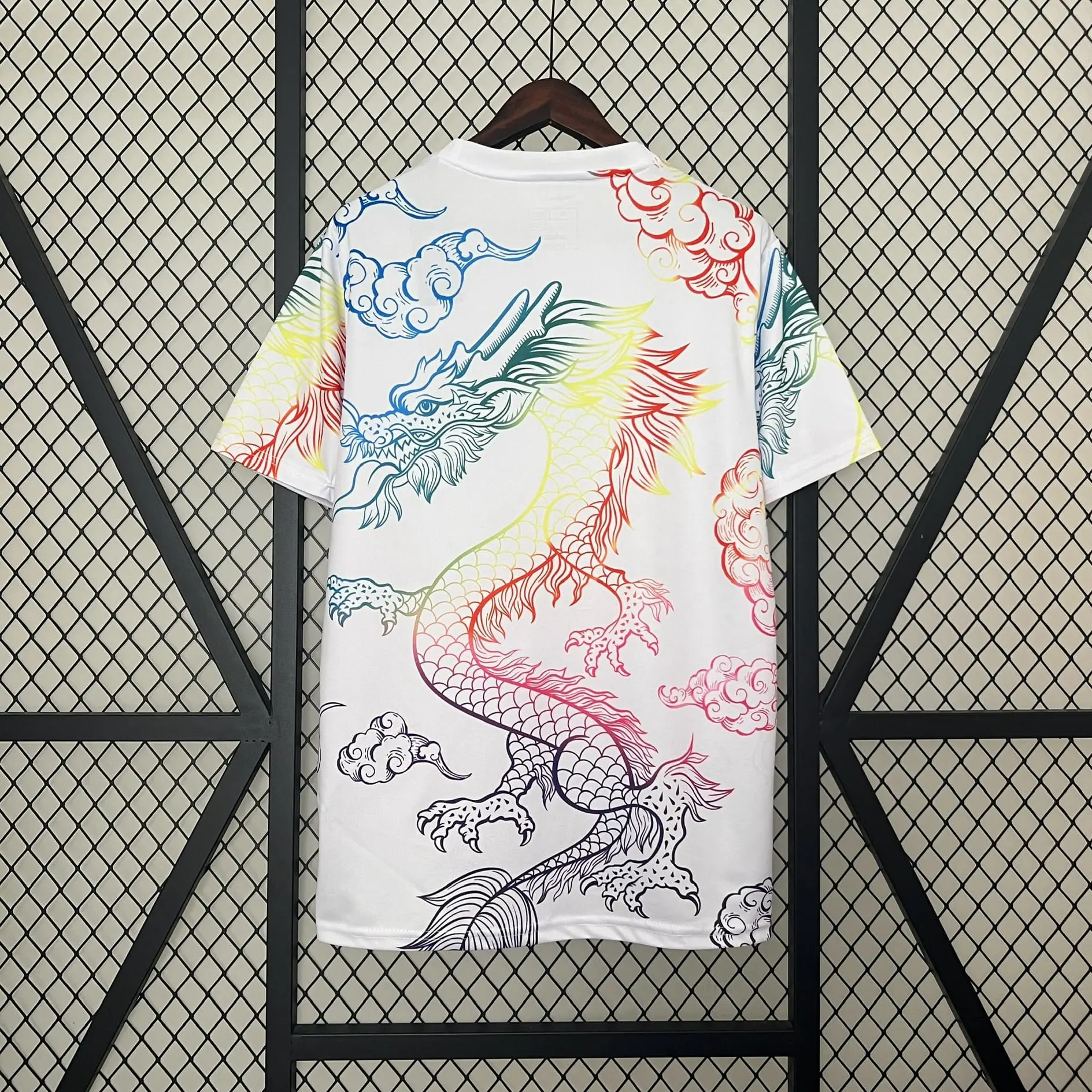 Maillot-Real-Madrid-Concept-2024-2025-_4_ Maillot Real Madrid Concept "Rainbow Dragon" 2024/2025 – Image 2