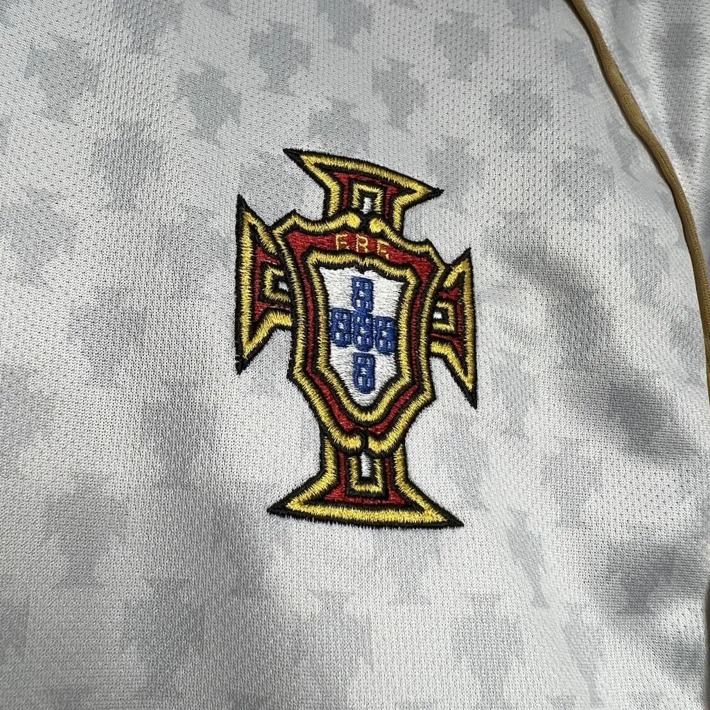 Maillot Retro Portugal Extérieur 2004-2006 (1) Retro Portugal Away Jersey 2004/2006 - Image 4