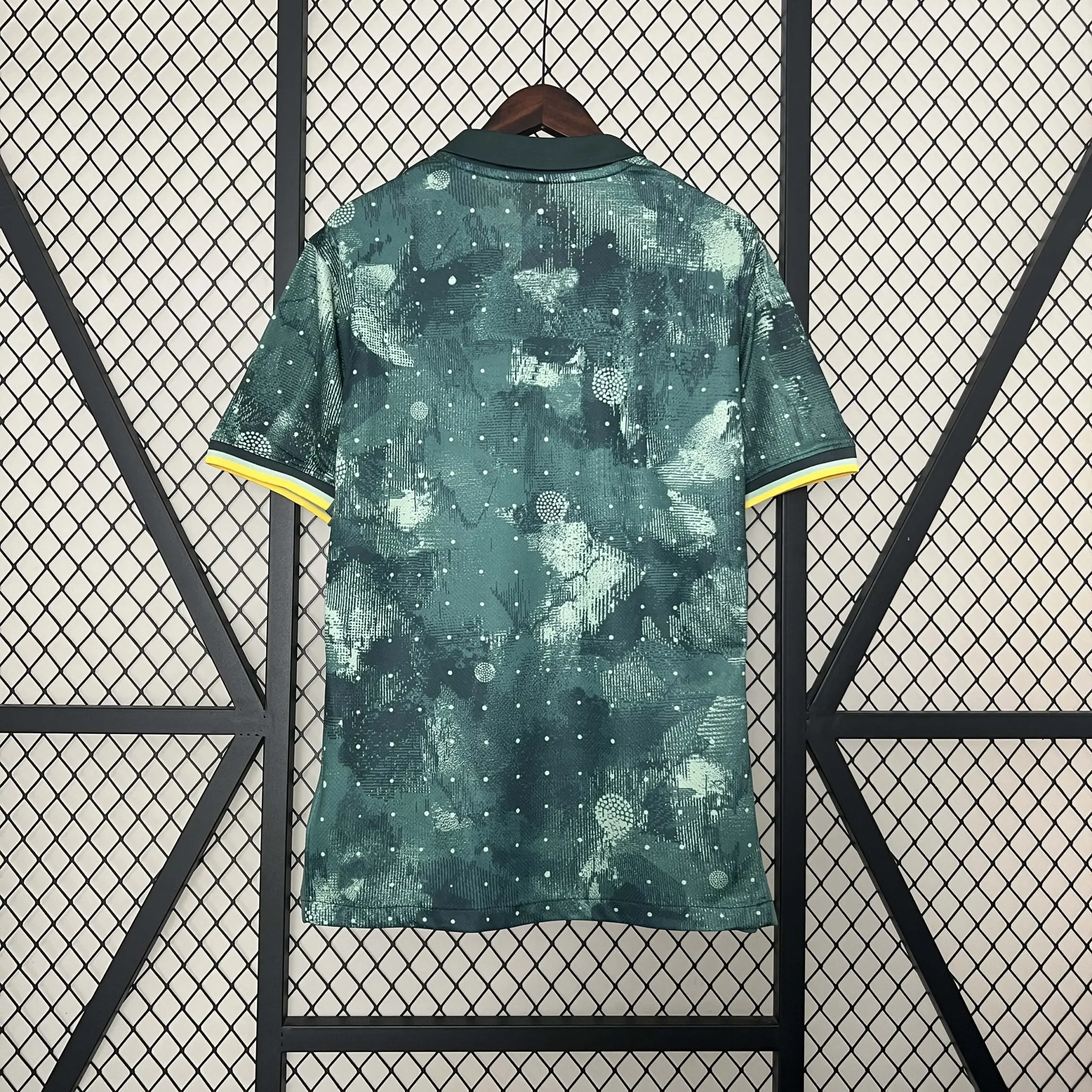 Maillot-Tottenham-Third-2024-2025-_2_ Maillot Tottenham Third 2024/2025 – Image 2