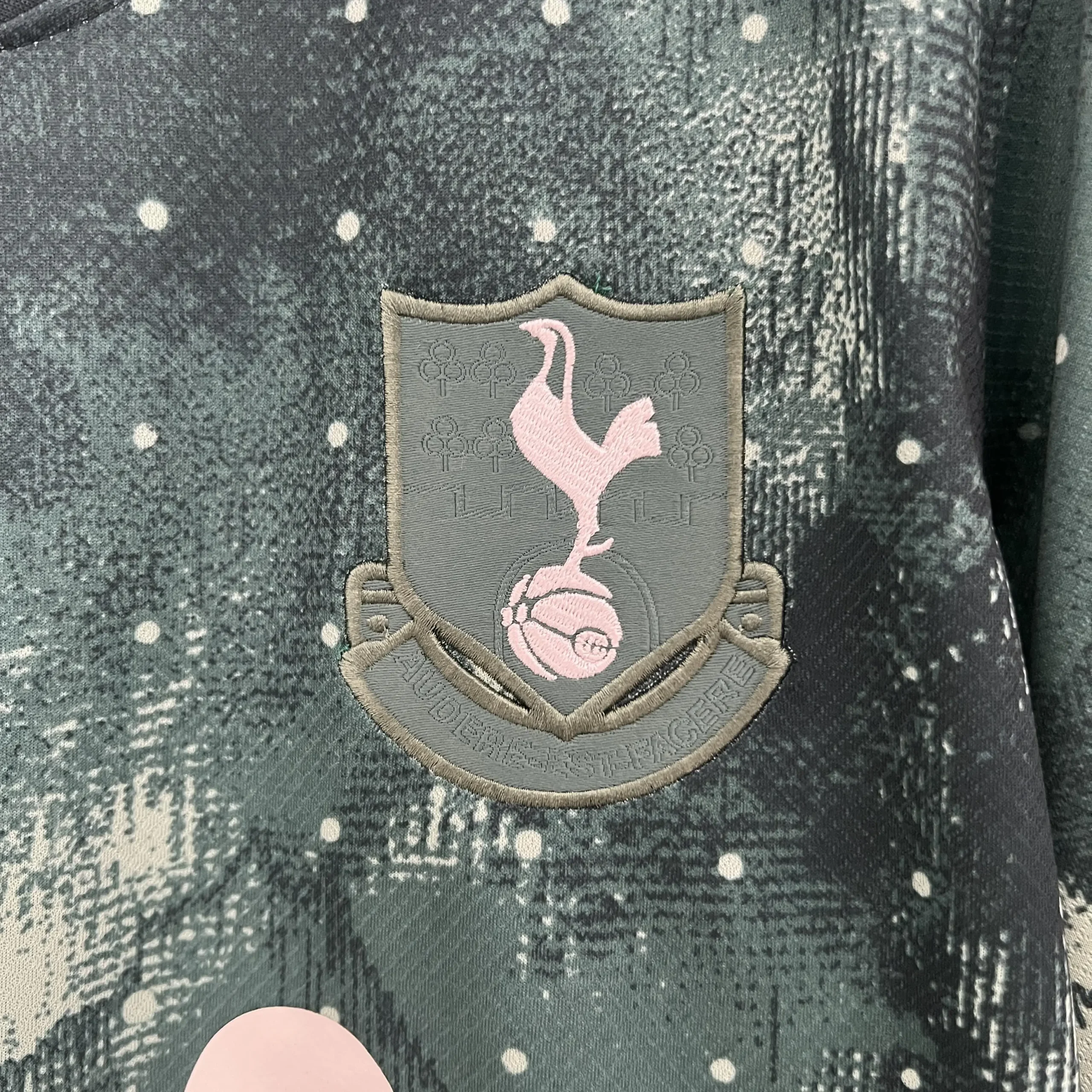 Maillot-Tottenham-Third-2024-2025-_3_ Maillot Tottenham Third 2024/2025 – Image 4