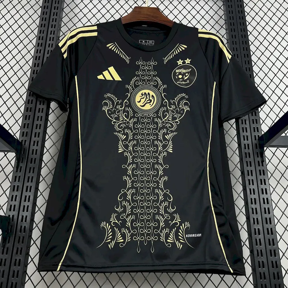 Maillot Algerie Noir Doré 2024-2025 (6) Algerie concept "Black & Gold" jersey 2024/2025 - Image 3