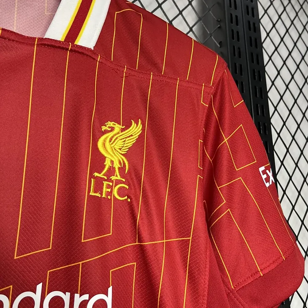 Maillot Liverpool Domicile 2024-2025 (4) Maillot Liverpool Domicile 2024-2025 – Image 4