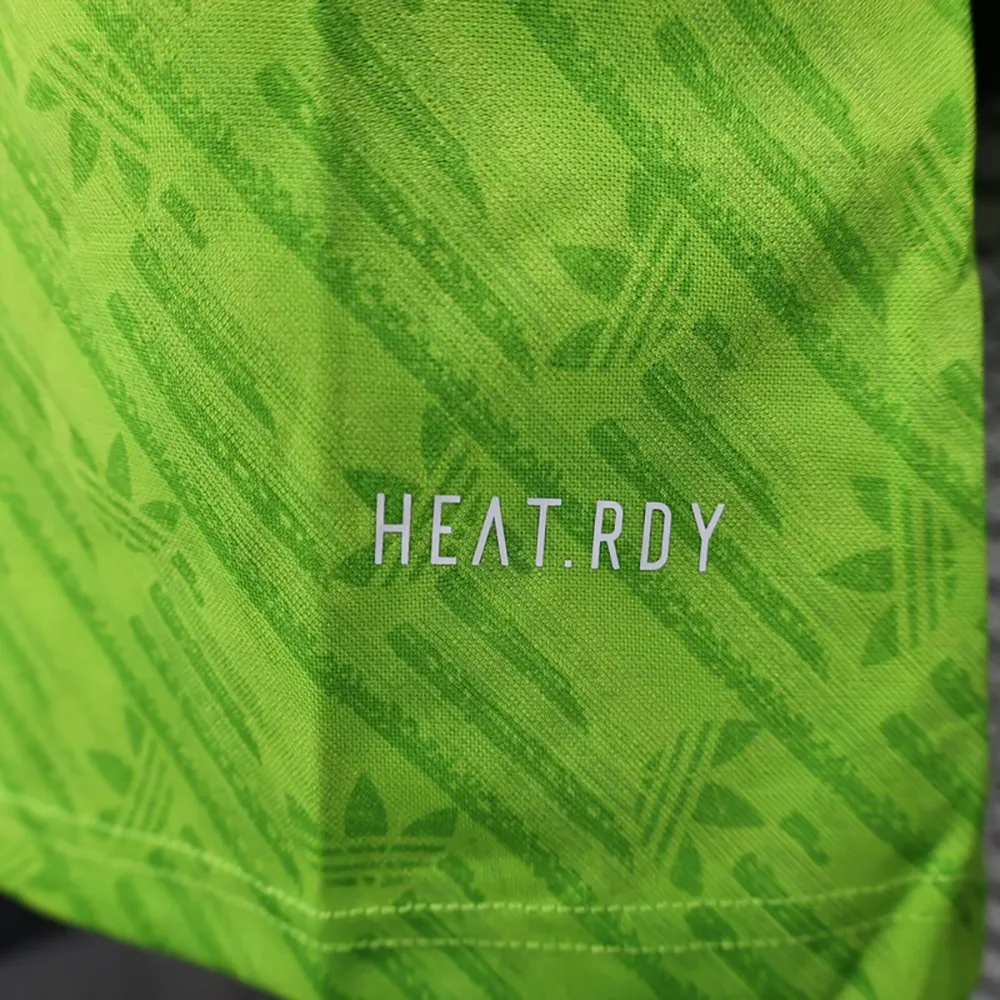 Maillot Manchester United Concept 2024-2025 (3) Manchester United Concept "Polo Vert" jersey 2024/2025 - Image 4