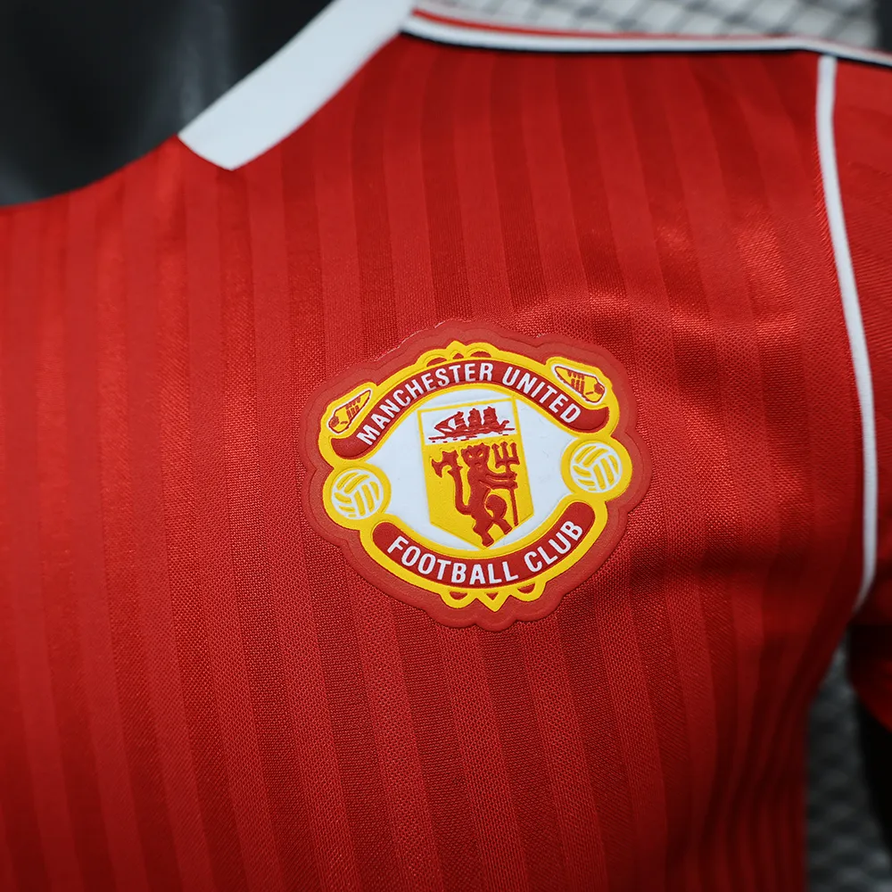 Maillot Match Manchester United Icon Rouge 2024-2025 (4) Maillot Joueur Manchester United Icon Rouge 2024/2025 – Image 4