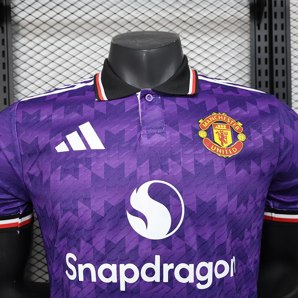 Maillot Match Manchester United Violet 2024-2025 (2) Manchester United Player Jersey Purple 2024/2025 - Image 3