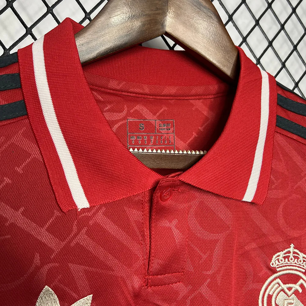 Maillot Real Madrid Rouge 2024-2025 (6) Real Madrid Concept Red jersey 2024/2025 - Image 3