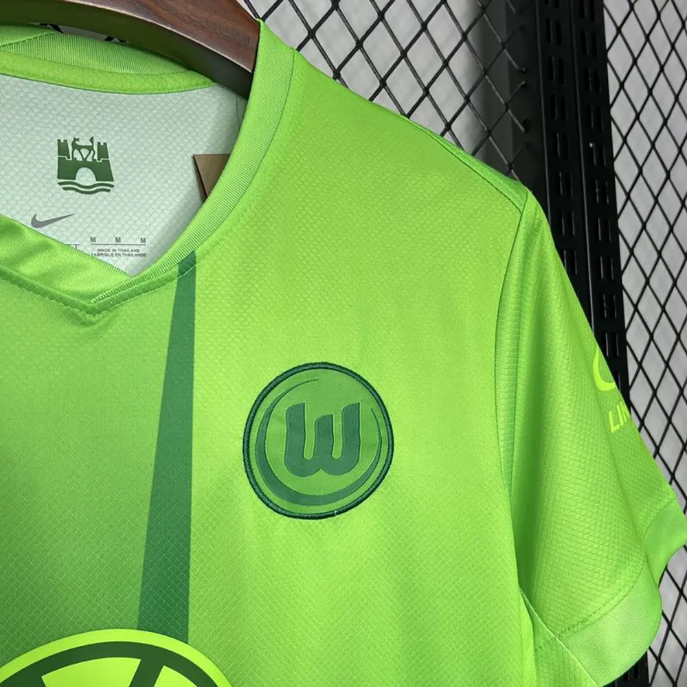 Maillot Wolfsburg Domicile 2024-2025 (6) Maillot Wolfsburg Domicile 2024/2025 – Image 6