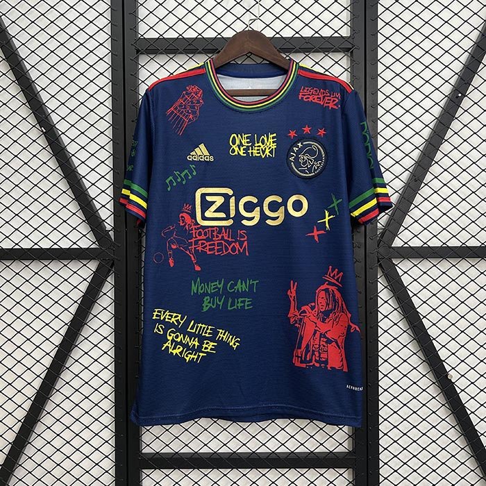 Maillot Ajax Concept Bleu 2025-2026 (2) Maillot Ajax Concept "Bob Marley Bleu" 2025/2026