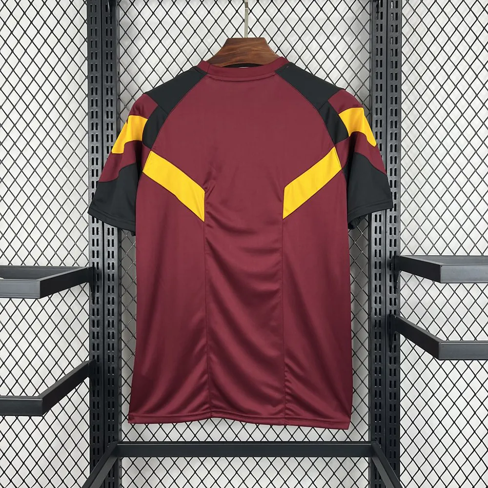 Maillot AS Roma Concept 2024-2025 (6) Maillot AS Roma Concept 2024/2025 – Image 2
