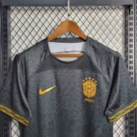 Maillot Brésil Edition Spécial "Leopard Noir et Doré" 2022/2023 – Image 4