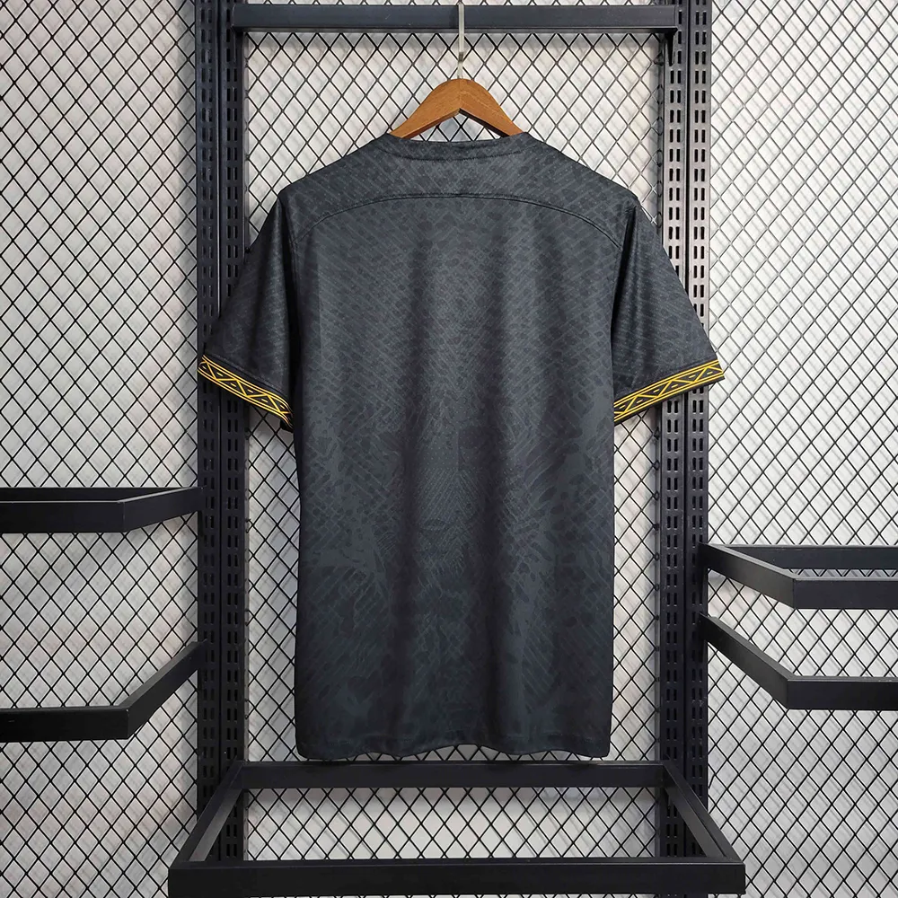 Maillot Brésil Edition Special Leopard Noir et Doré 2022-2023 (4) Maillot Brésil Edition Spécial "Leopard Noir et Doré" 2022/2023 – Image 2