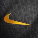 Maillot Brésil Edition Spécial "Leopard Noir et Doré" 2022/2023 – Image 3