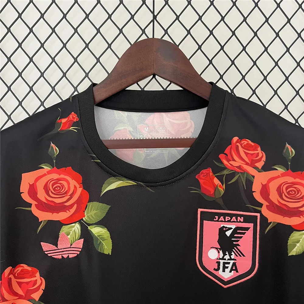 Maillot Japon Edition Special Rose 2024-2025 (2) Maillot Japon Edition Spécial "Rose" 2024/2025 – Image 6