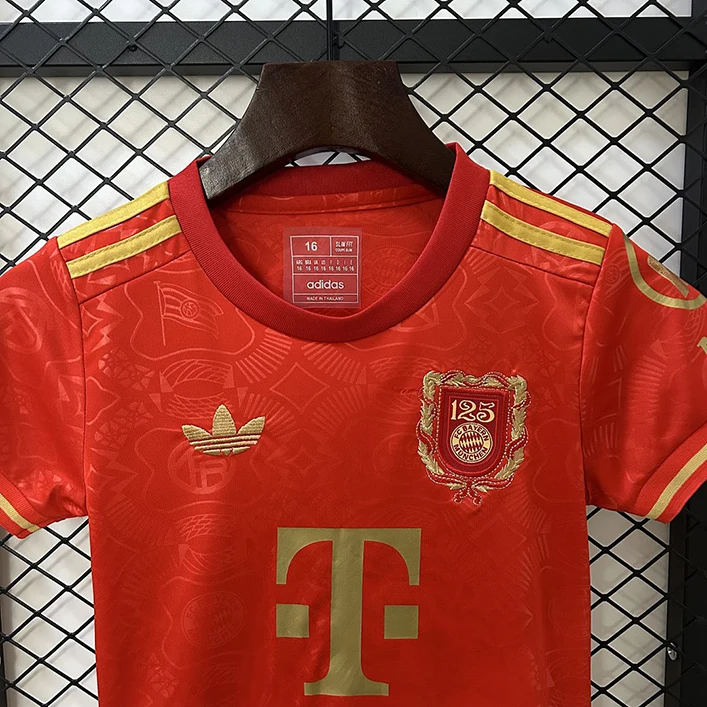 Maillot Enfant Bayern Spécial 125 ans (2) Bayern Munich 125 Years Special Red Jersey Kids - Image 6