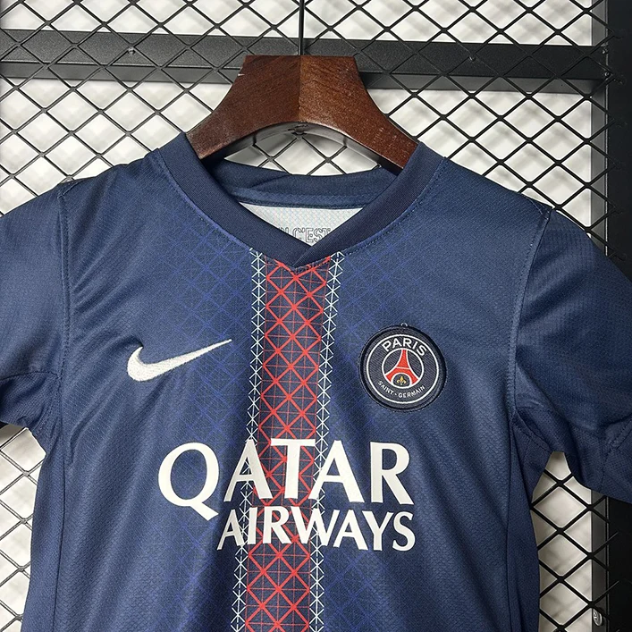 Maillot Enfant PSG Domicile 2025-2026 (5) Maillot Enfant PSG Domicile 2025/2026 – Image 5