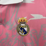 Real Madrid Pink Jersey Kids 2025/2026 - Image 4