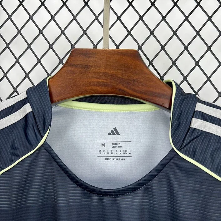 Maillot Real Madrid Extérieur Manches Longues 2025-2026 (3) Maillot Real Madrid Extérieur Manches Longues 2025/2026 – Image 6